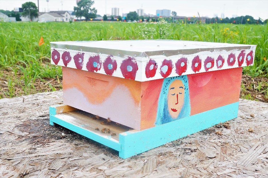 Beehive incorporated into the farm to educate students
